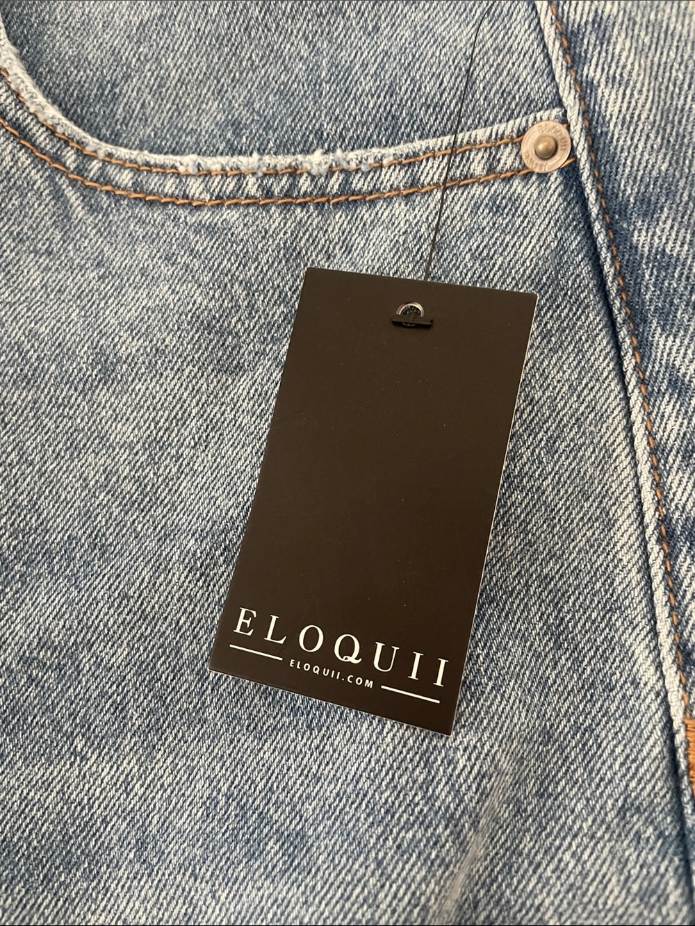 Wide-Leg Light Wash Tall Cuff Jeans - Picture 5 of 5